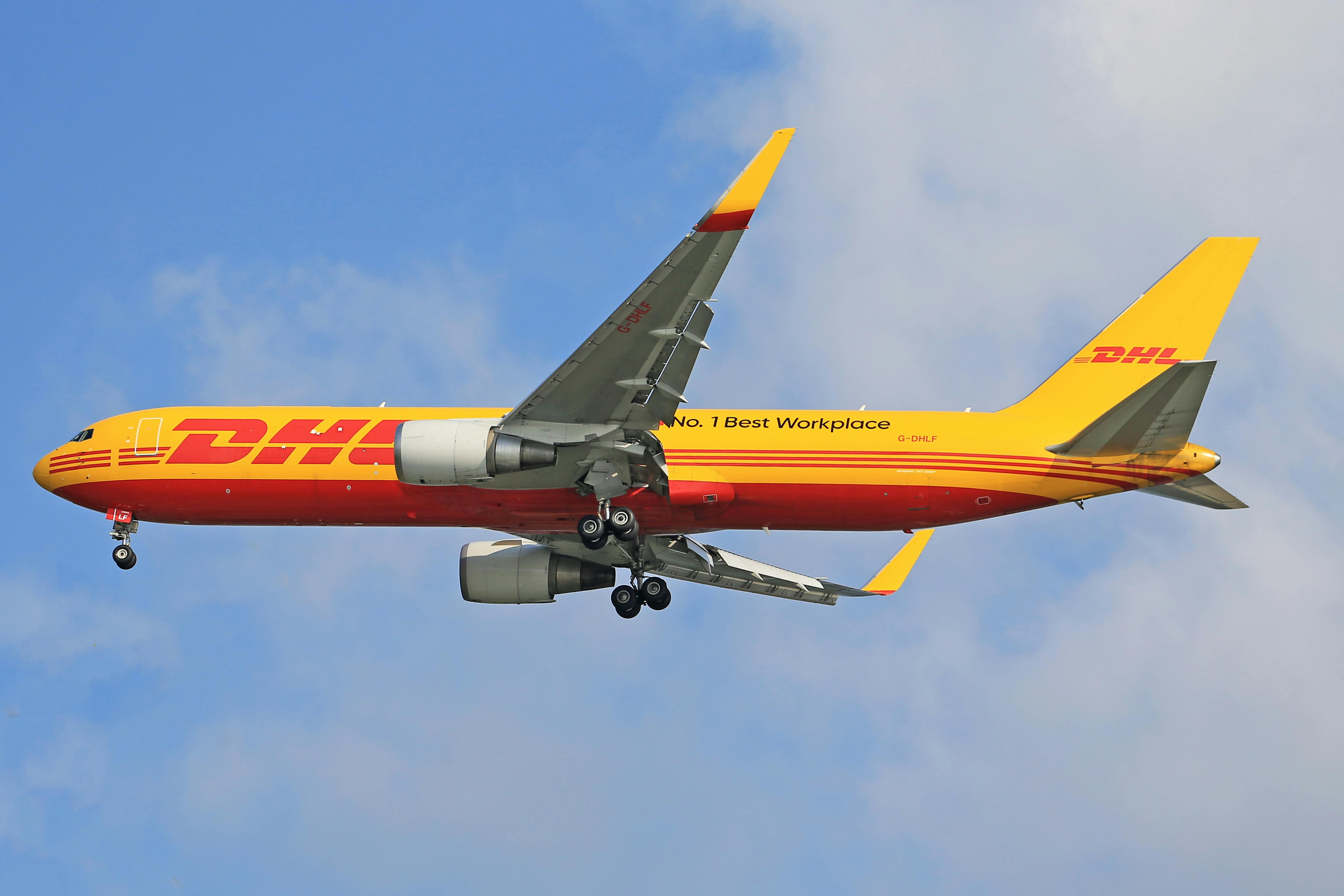 DHL國際空運(yùn)快遞飛機(jī)